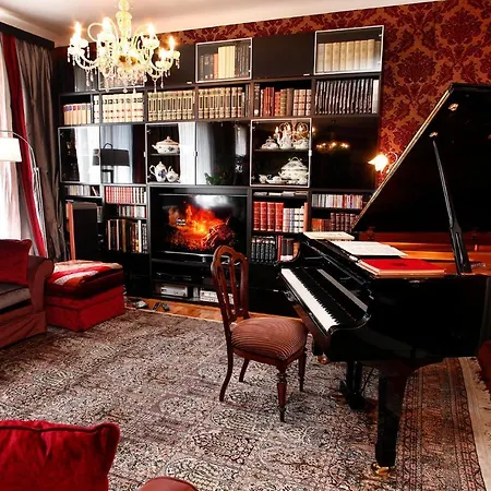 Luxury In Art Nouveau Building Next To Metro Station * Milano
