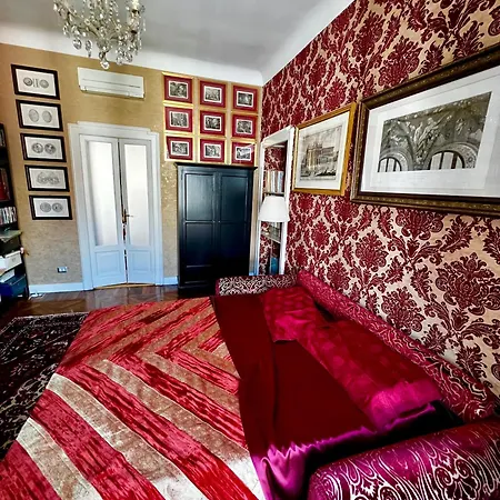 Luxury In Art Nouveau Building Next To Metro Station * Milano