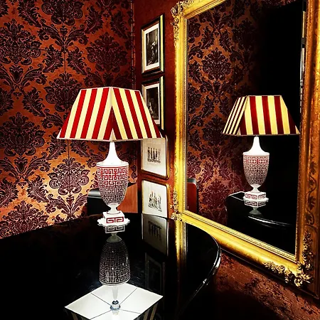 Luxury In Art Nouveau Building Next To Metro Station * Milano