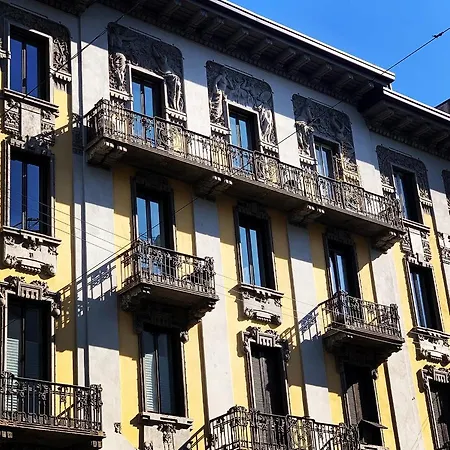 فندق مبيت وإفطار Luxury In Art Nouveau Building Next To Metro Station *