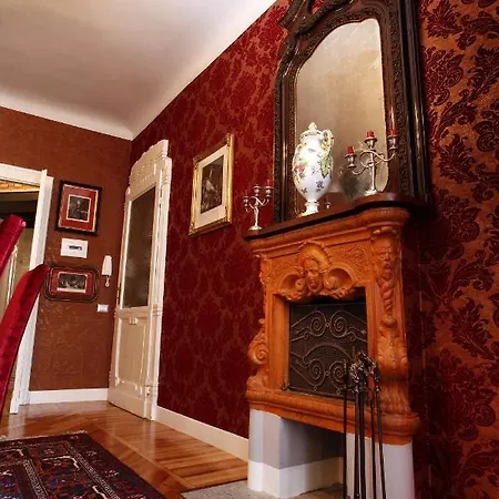 فندق مبيت وإفطار Luxury In Art Nouveau Building Next To Metro Station *