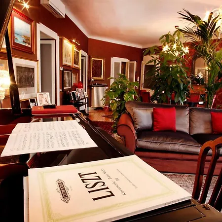 فندق مبيت وإفطار Luxury In Art Nouveau Building Next To Metro Station *